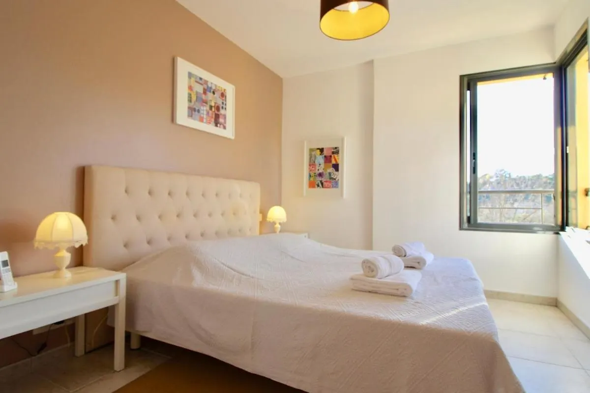 La Bergerie - Modern Villa With Pool In Private Domain Saint-Paul-de-Vence