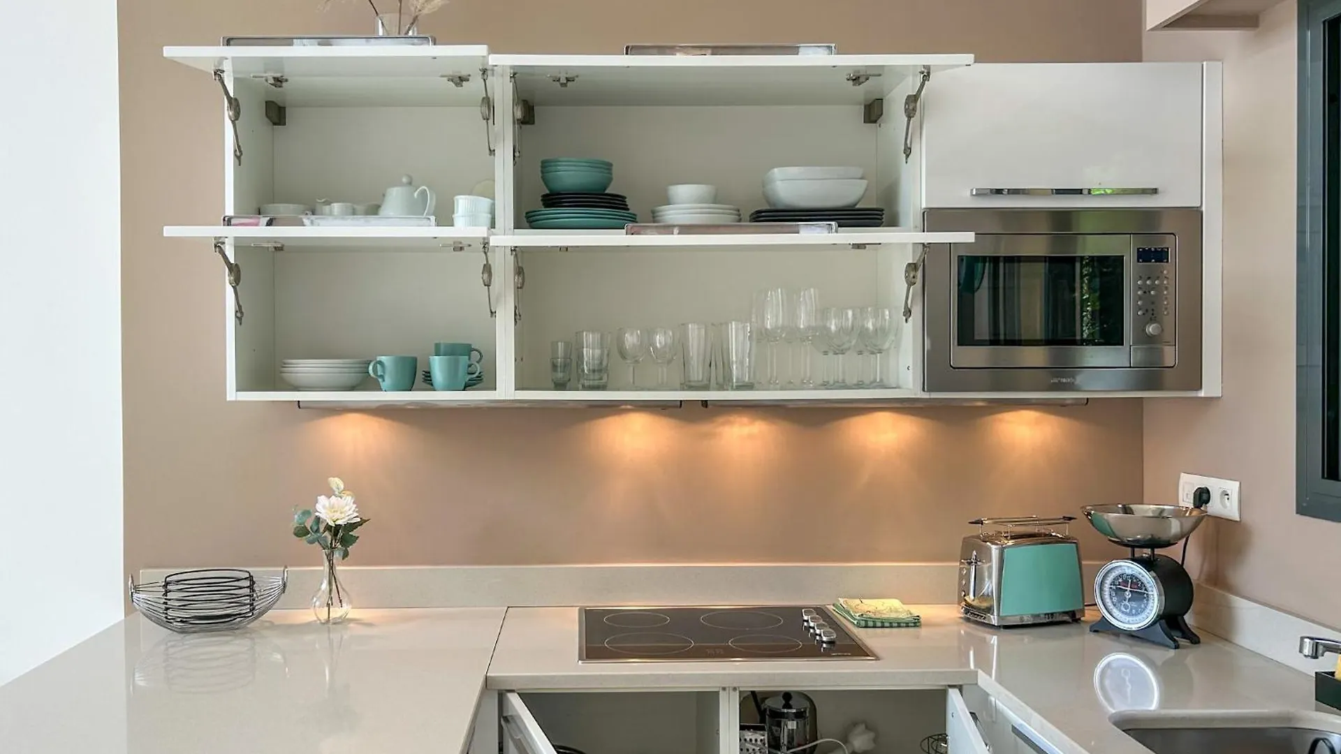 Apartment La Bergerie - Modern Villa With Pool In Private Domain Saint-Paul-de-Vence