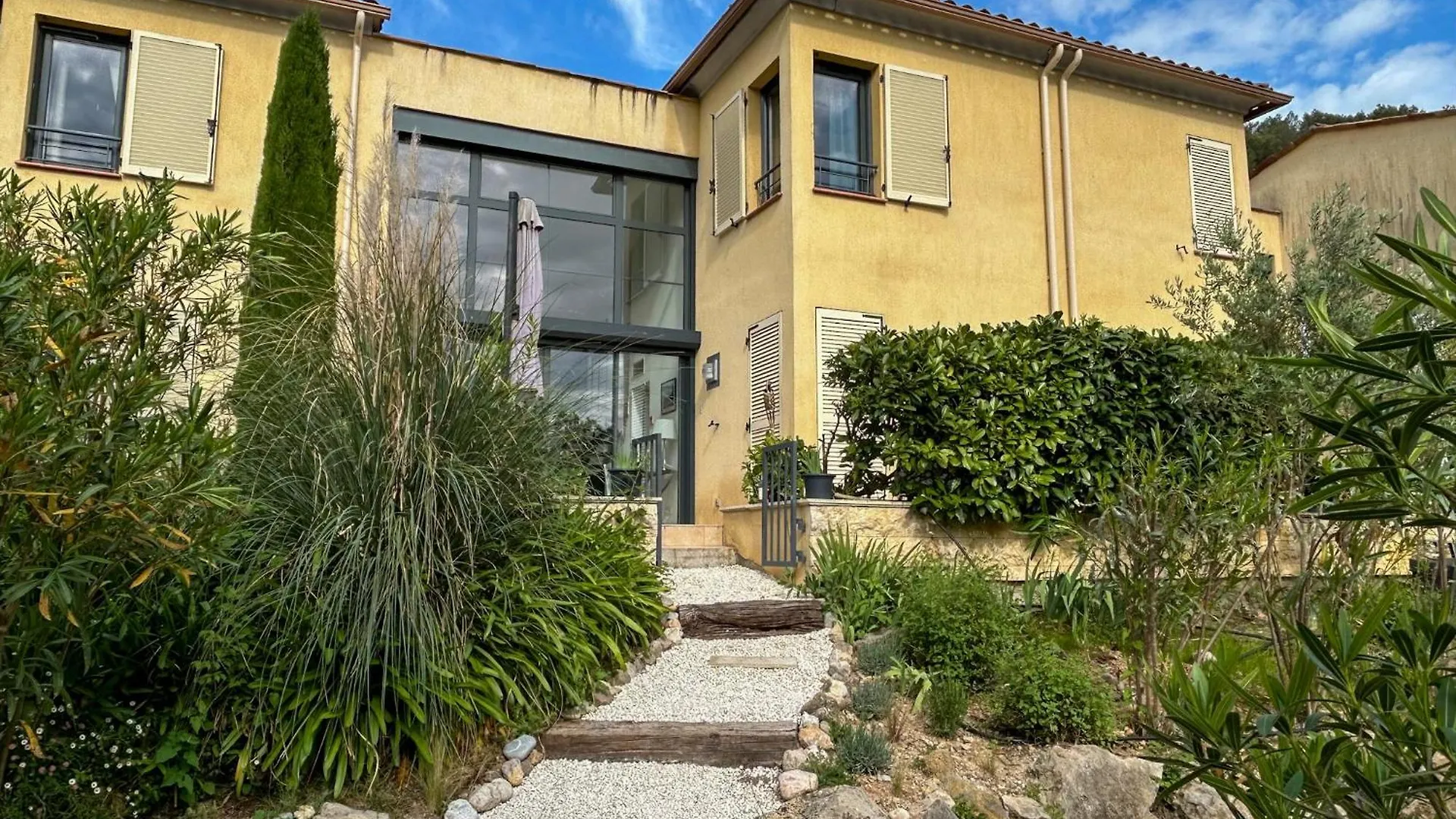 La Bergerie - Modern Villa With Pool In Private Domain Saint-Paul-de-Vence