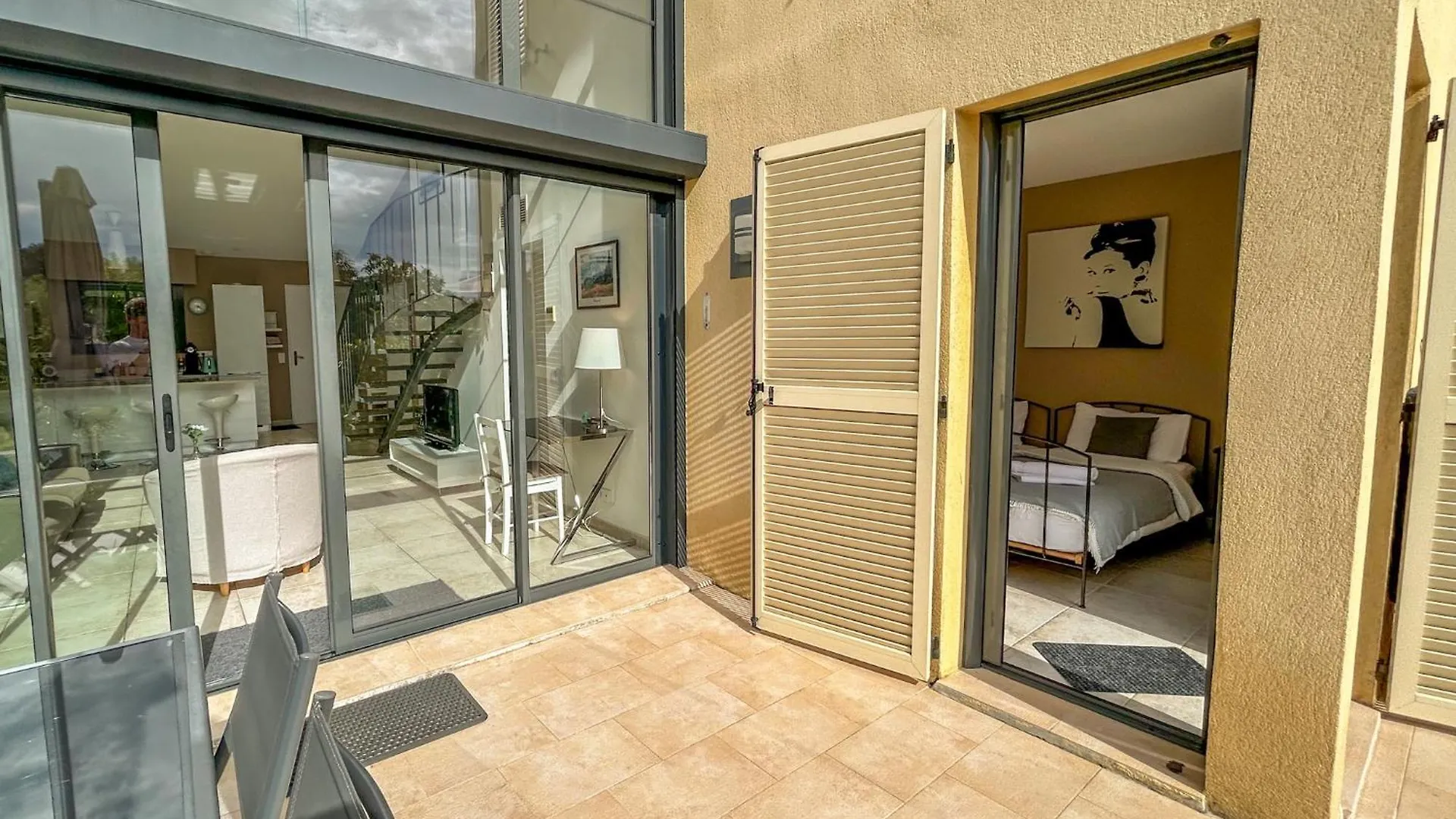 La Bergerie - Modern Villa With Pool In Private Domain Saint-Paul-de-Vence France