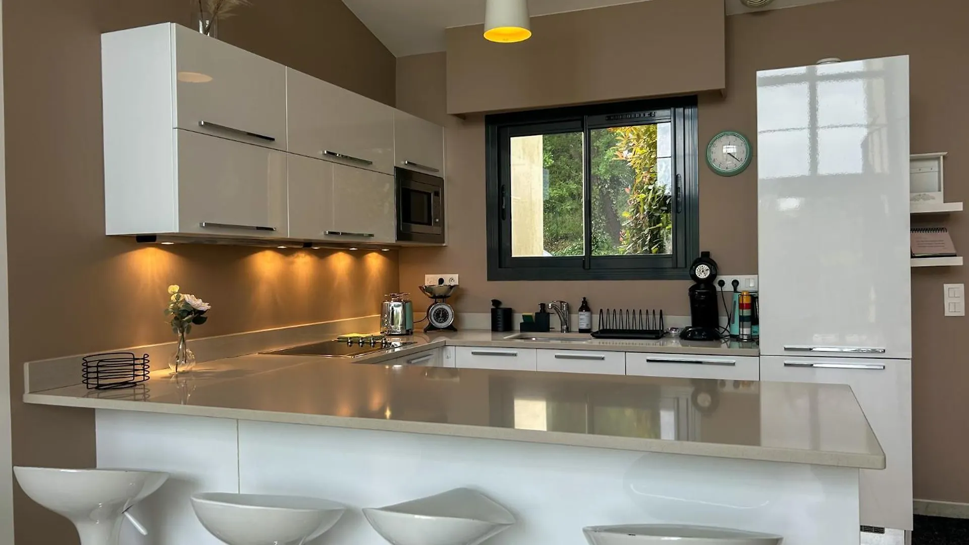 Apartment La Bergerie - Modern Villa With Pool In Private Domain Saint-Paul-de-Vence