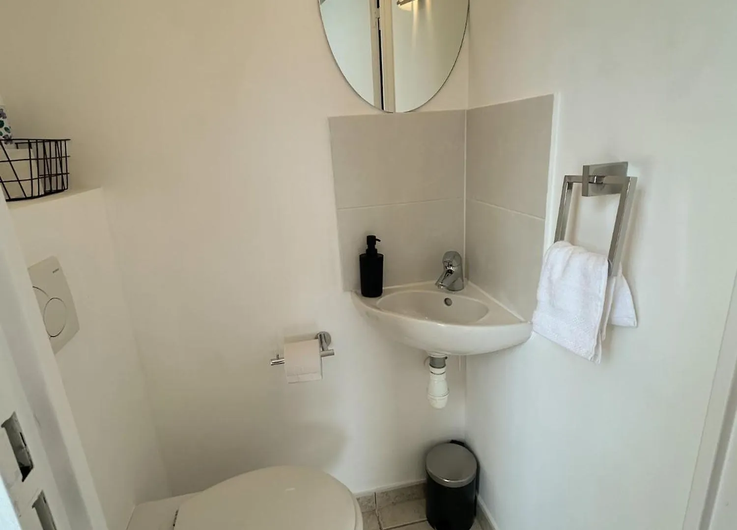Apartment La Bergerie - Modern Villa With Pool In Private Domain Saint-Paul-de-Vence